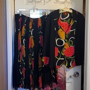 2 pc Harari skirt set